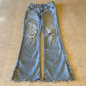 American eagle split bell bottom jeans. Size 00